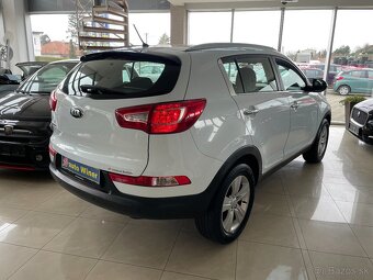 Kia SPORTAGE 1.6 Benzín GDI - 4