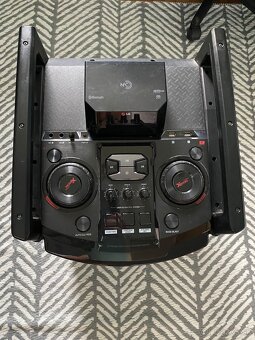 LG XBOOM OM5540 Reproduktor - 4