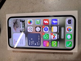 iPhone 13 - 4