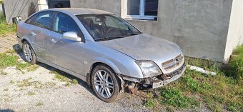 Opel Vectra 2.2 92kW - 4