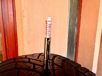 225/45 R17 zimné pneumatiky - 2 kusy - 4