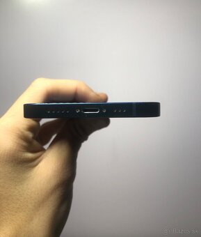 iPhone 12 - 4