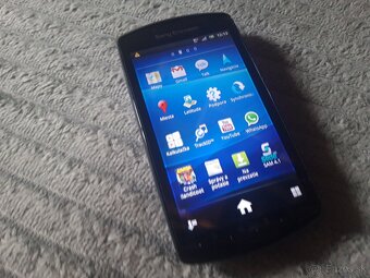 Sony Ericsson Xperia Play Z1i R800i - 4