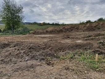 Stavebný pozemok vo Veľkom Poli ,Okr.Žarnovica - 4