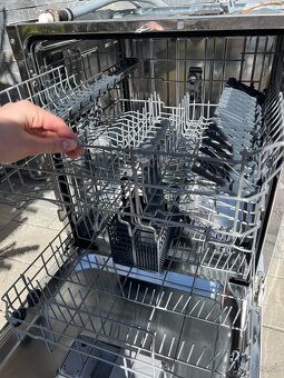 Umývačka riadu Candy Brava - 4