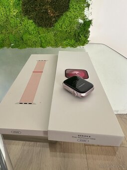 Apple Watch 9 42mm - 4