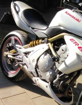 Kawasaki er6f 650 - 4