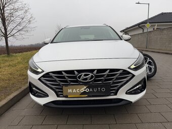 Hyundai i30 combi 1,5 benzín 2022 v záruke - 4