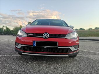 Volkswagen Golf 7 Alltrack 2.0TDI DSG 4Motion - 4