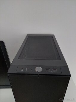 Herné PC - Ryzen 2600x/RX 580 + Monitor - 4