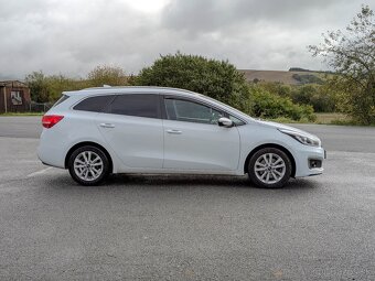 Kia Ceed SW 1.6 CRDi 100 kW136k Gold - 4