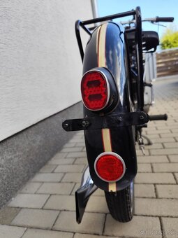 Husqvarna model 24, svartqvarna - 4