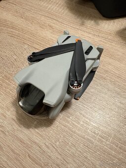 DRON DJI MINI 3 FLY MORE COMBO - 4