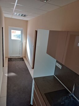 Administratívne priestory, Trenčín - 4