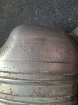 AUDI A8 D3 výfuk pravá časť - 4