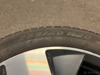P: Pirelli Scorpion SF2 255/40 R20 celorocna pneu - 4