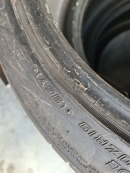4x letné pneu 235/40R19 - 4