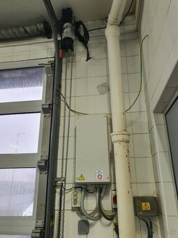 Priemyselná garážová brána 3x3m - 4