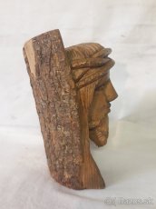 Drevorezba Ježiš - 4