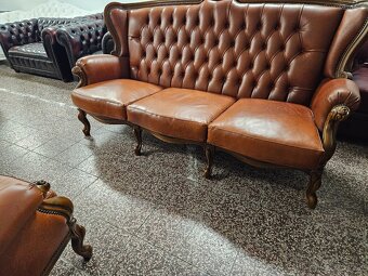 CHESTERFIELD V ANGLICKOM ŠTÝLE,V TOP STAVE - 4