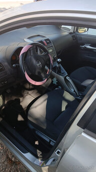 toyota auris 2009 - 4