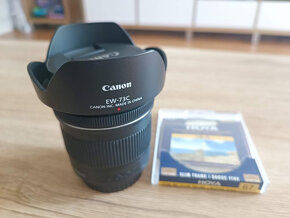 Canon EOS 100D + EF 50mm f/1.8 STM + EF-S 10-18mm f/4,5-5,6 - 4