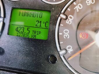 Ford fiesta - 4