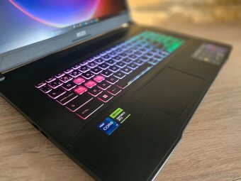 MSI Katana i7 13th/RTX 4060 8GB/16GB DDR5/1TB SSD - 4