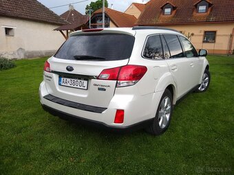Subaru Outback 2.0 D Comfort Combi - 4