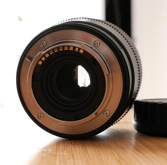 SIGMA 56 mm f/1.4 DC DN Contemporary určený pro Fujifilm - 4