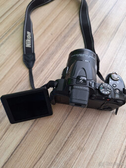 Nikon Coolpix D520 - 4