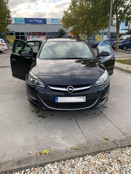 Opel Astra J Cosmo. 1.4 - 4