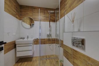 PREDAJ moderný 4 izbový dom v tichej lokalite Dunajská lužná - 4