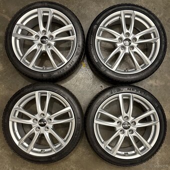 Zimná sada 5x114,3 R18 , 225/40/18 KIA Ceed , Huyndai Mazda - 4