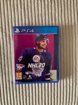 Playstation 4 500GB - 4