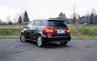 Mercedes-Benz B trieda 180 d - 4