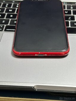 Apple iPhone XR 64GB Red - 4