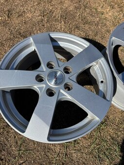 Disky R16 5x114,3 - 4
