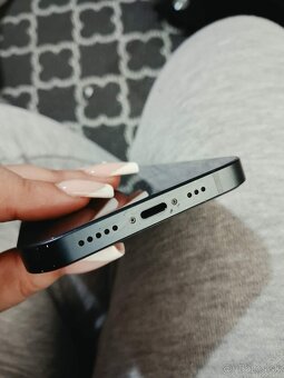 iPhone 13 - 4