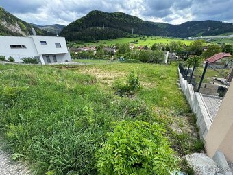 Stavebný pozemok Višnové 1242m2 - 4