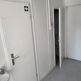 Predajňa potravín,zariadená,67m2,3x kontajner +prestrešenie - 4