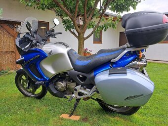 Predám Honda Varadero XL1000 - 4
