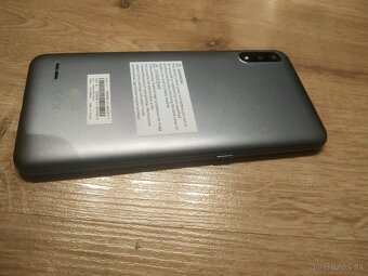 LG K22 - 4
