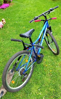 Cestný bicykel a kolobežky. - 4