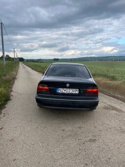 Bmw e39 520i - 4