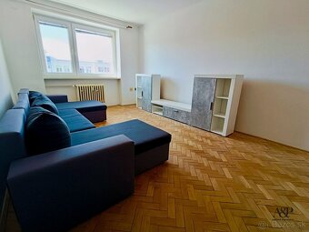 NA PREDAJ 1 IZB. BYT V CENTRE MESTA, 40M2, HVIEZDOSLAVOVA UL - 4