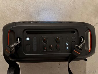JBL PARTYBOX ON THE GO - 4