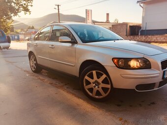 Volvo - 4