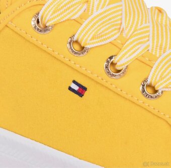 Predám plátené tenisky Tommy Hilfiger - 4