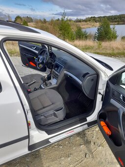 Škoda octavia scout rok 2013 1.8tsi 4x4 - 4